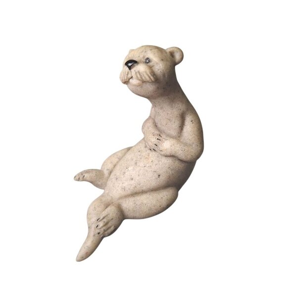 Quarry Critters Oprah Otter 2000 Figurine Resin Stone Vintage Smile Sitting - Picture 5 of 10